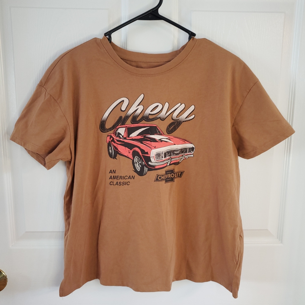 GM- General Motors Tan/Brown Chevy Camaro SS Classic Car Graphic Tee. Sz M. Y2K